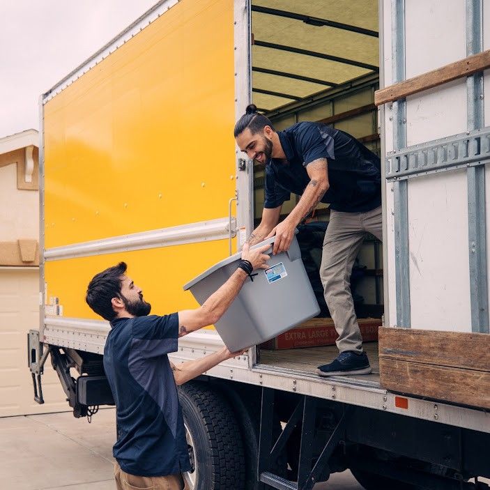 How Labor-Only Moving Works in Albuquerque: When to Hire Movers by the Hour for Your U-Haul, PODS, or Rental Truck